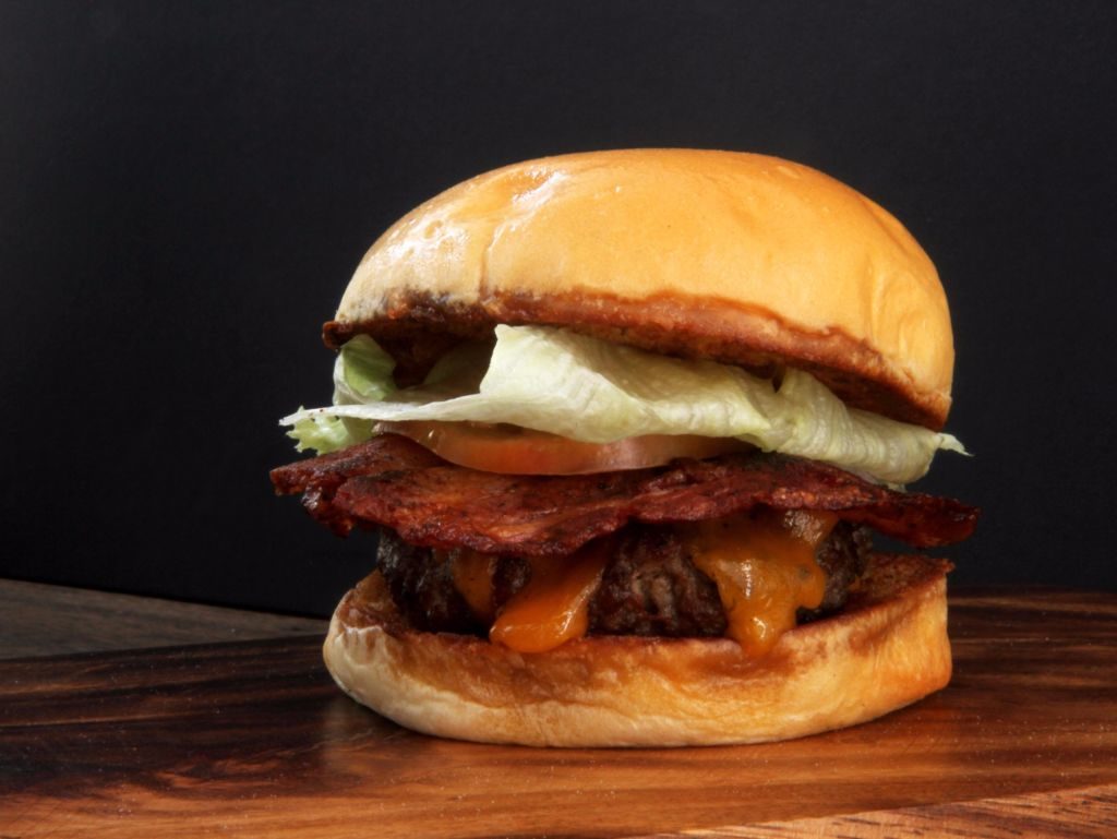 I wasn't able to take an actual photo because I got excited and  immediately took a bite when it was given to me. (Photo grabbed from http://cdn.phonebooky.com/blog/wp-content/uploads/2016/09/07180457/Bacon-Cheeseburger.jpg)